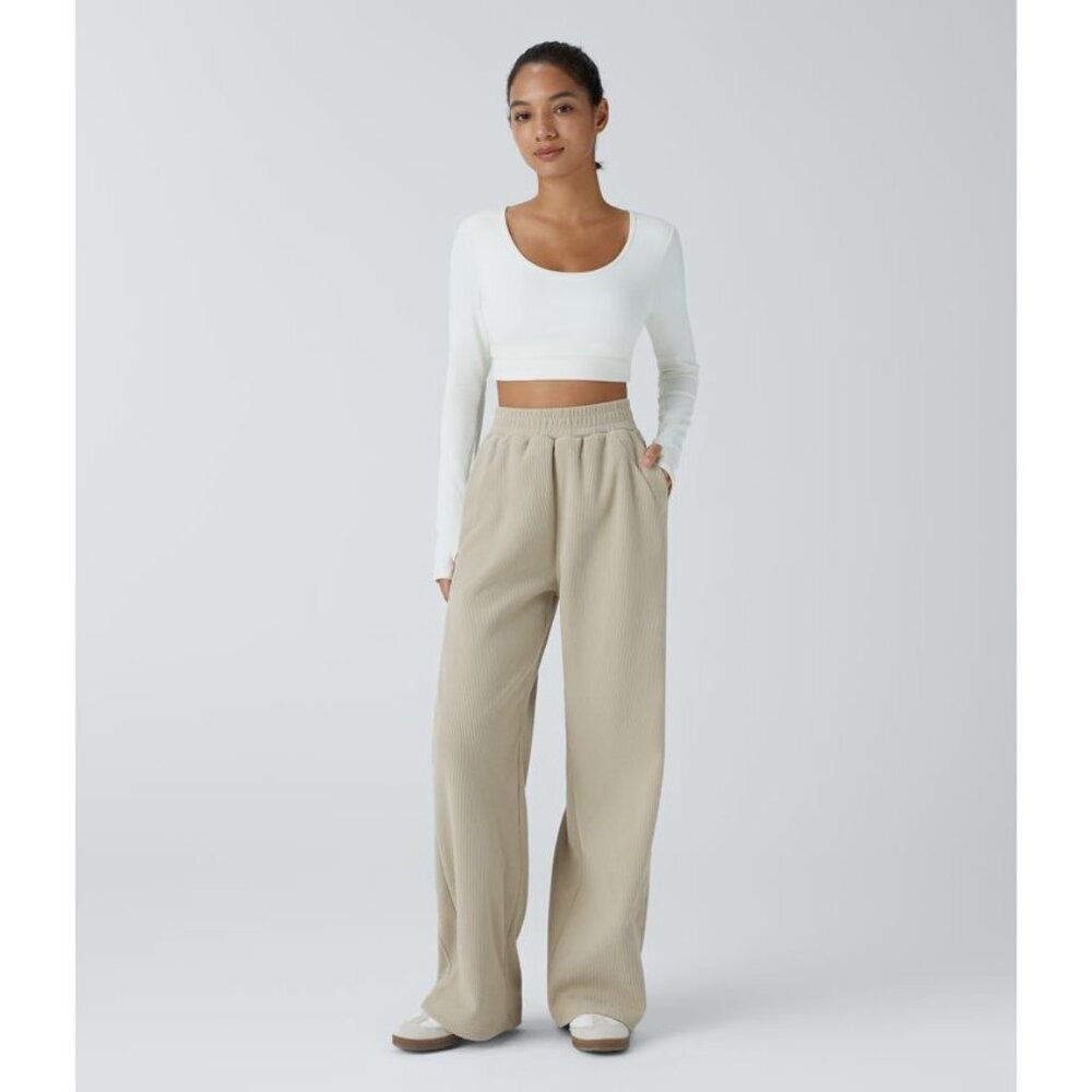 HALARA Wide Leg Pants in Cream